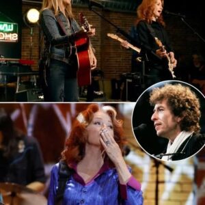🔥 When Legends Collide: Sheryl Crow & Bonnie Raitt Ignite Crossroads 🎸✨ 👑.Krixi