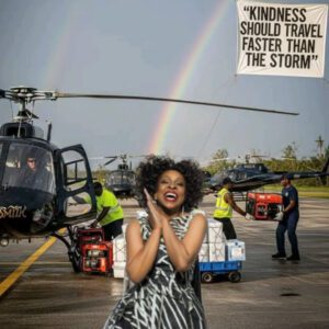 HEARTWARMING: Gladys Knight Sends Helicopters Loaded with Aid to Jamaica, Declaring: “Kindness Should Travel Faster Than the Storm.” 🌪️🎤 - H