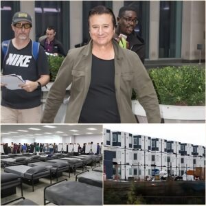 BREAKING NEWS: Steve Perry Donates $5 Million to Build Homeless Support Centers in His Hometown of San Francisco, California 🤍🏡