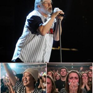 🎸 HE COULDN’T FINISH HIS SONG — SO 40,000 VOICES DID IT FOR HIM 🎶 🎶- pkt