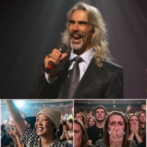 🎸 HE COULDN’T FINISH HIS SONG — SO 40,000 VOICES DID IT FOR HIM 🎶 🎶- pkt