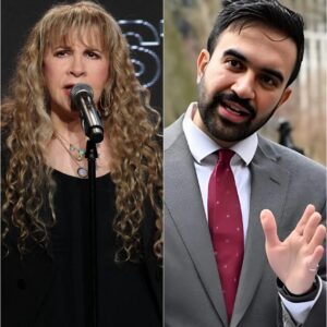 Stevie Nicks Cancels All New York City Tour Dates: “Sorry NYC, But I Don’t Sing For Commies” cz