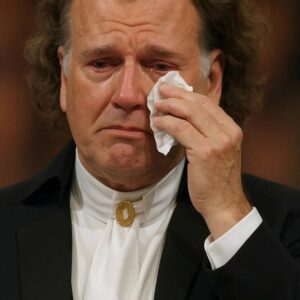 André Rieu’s Long-Held Secret: The Heartbreak of Sacrifice That Shaped a Maestro’s Melody nh