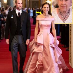 👑 ROYAL GLAM ALERT: Princess Catherine MESMERIZES in Stunning Pink Gown & Iconic Ruby-Diamond Heirloom. Kxiri