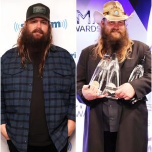 HOT NEWS: Chris Stapleton turns SNL into a blues-soaked powerhouse with a commanding performance of “Nobody to Blame”.Lht