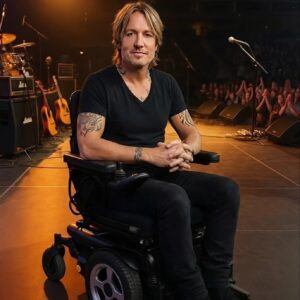 Keith Urban Breaks Silence After Vocal Surgery: “I’m Still Here… Still Singing” ws