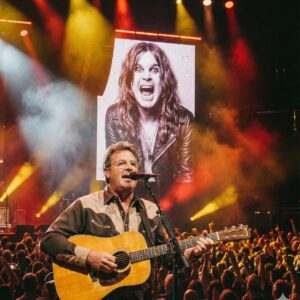 The Angel and the Madman: Vince Gill’s Haunting Nashville Lullaby for Ozzy Osbourne Stuns LA Arena cz
