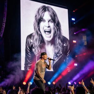 The Unlikely Disciple: Kane Brown’s Soul-Stirring Tribute to Ozzy Osbourne Bridges Generations cz