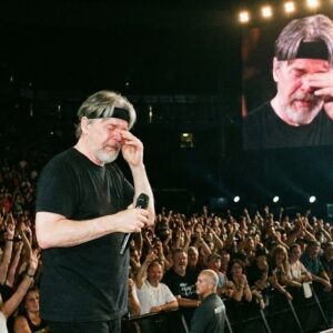 BOB SEGER SINGS “Mama I’m Comiпg Home” TO HIS MOTHER FROM HEAVEN — THE TRIBUTE THAT STOPPED 30,000 HEARTS!– 2.10