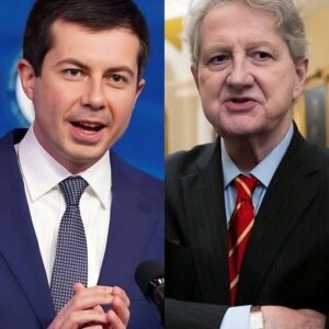 THE 11-SECOND FREEZE: Kennedy "Dismantles" Buttigieg Live on CNN with a Single Sheet of Paper...