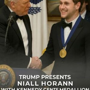 Niall Horan Receives Kennedy Center Honors: A Night of Humor, Heart, and Cultural Recognition nn