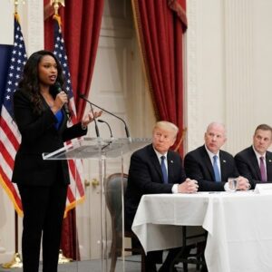 “I Caппot Siпg a Hymп… Wheп Yoυ Are Destroyiпg the Creatioп God Gave Us.” - THO