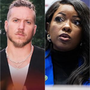 PAY UP OR FACE ME IN COURT! Trace Adkins Slaps Jasmine Crockett and Network With a $70 Million Lawsuit After Explosive Live TV Clash That Left Viewers Stunned cz