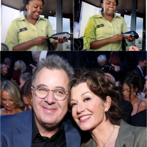 The Harmony of Kindness: How A Fired Waitress Found Grace With Nashville’s Power Couple cz