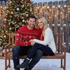 Maksim Chmerkovskiy Didn’t Expect a Thing — But His “Little Routine” With Peta Murgatroyd Just Swept Awards Season and Captured the Internet’s Heart nn