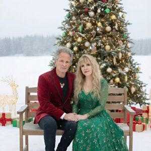 Accidental Magic: How Lindsey Buckingham and Stevie Nicks Broke the Internet with One “Simple Session” cz