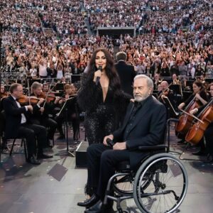 Las Vegas has seen its share of legendary moments, but last night, the city seemed to pause, breathe in, and hold still as Cher stepped onto the dimmed stage.