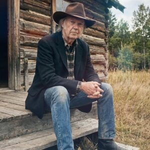 On a quiet autumn afternoon, a weathered farmhouse waited silently among the rolling hills of Kentucky — unaware that one of its own was finally coming home.. DuKPI