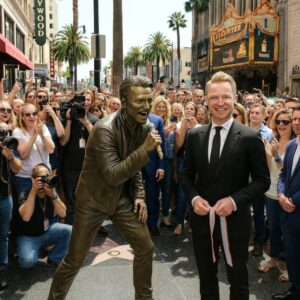 RONAN KEATING BECOMES FIRST POP ICON TO RECEIVE A FULL HOLLYWOOD WALK OF FAME MONUMENT — LIFE-SIZE STATUE UNVEILED IN EMOTIONAL CEREMONY - SHIN